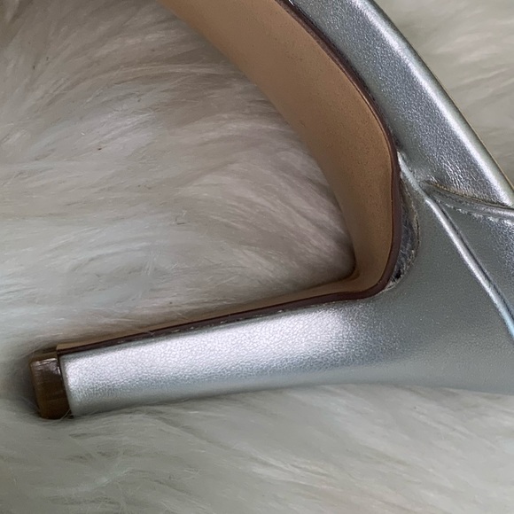 NWOT Naturalizer Women's KINSLEY 3 Pump Sandals Silver size 9 W - Picture 13 of 15